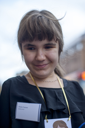 Blanka Finnman, 12 år, har varit barnexpert i projektet Opratat.