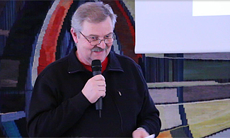 Bild på Jan-Olof som föreläser