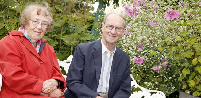 Bild på ett äldre par