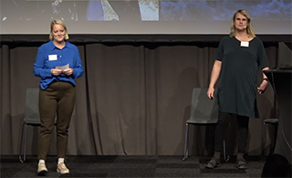 Jessica Lerner och Linda Sandström föreläser.